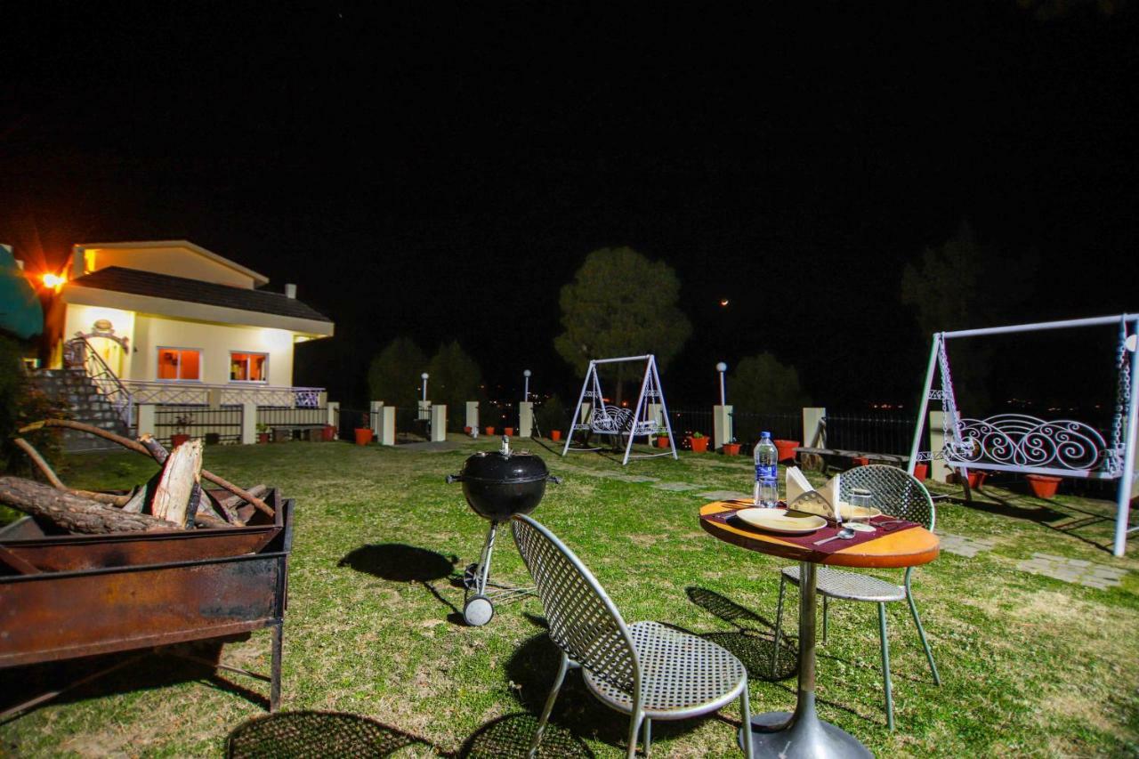 V Resorts Mumukshu Pauri ภายนอก รูปภาพ
